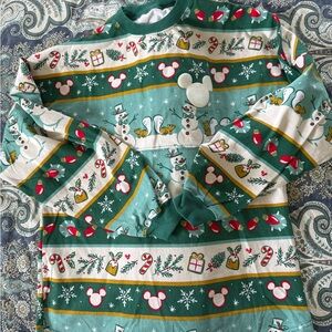 Disney Spirit Jersey- Happy Holidays